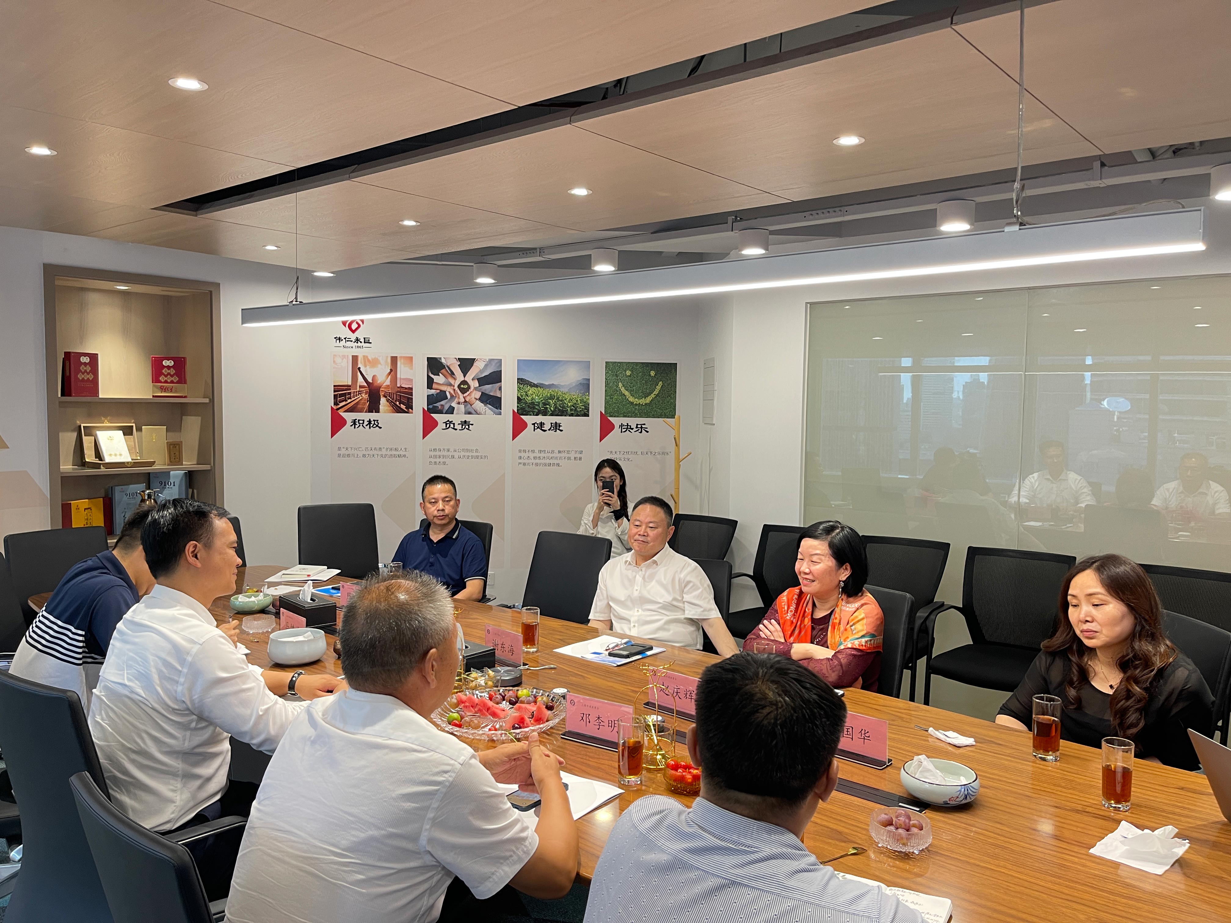 1664559035388490.jpg 2.jpg